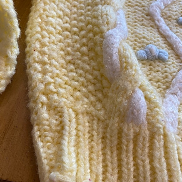 Women’s Hand Knitted Acrylic Sweater Feminine Pastel Vintage S-M Evian II - Picture 5 of 16